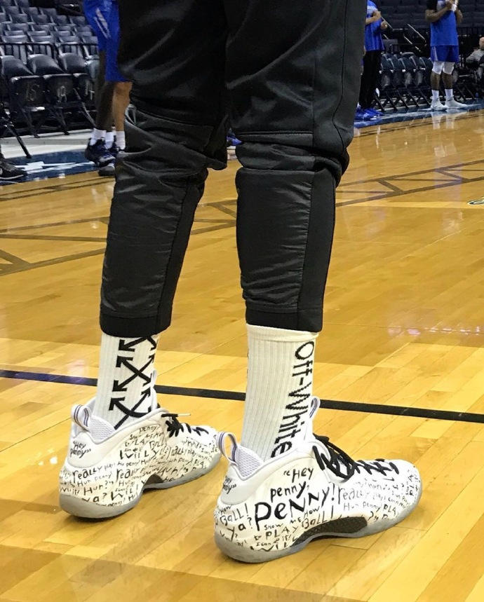 球迷：这队今天有夺冠气质（球迷称这支球队今日尽显冠军相）