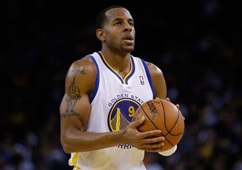 埃尔纳内斯：并非所有手球或者手臂触球都是点球，规则需要改（埃尔纳内斯：手或臂触球不等于点球，判罚规则需要更新）